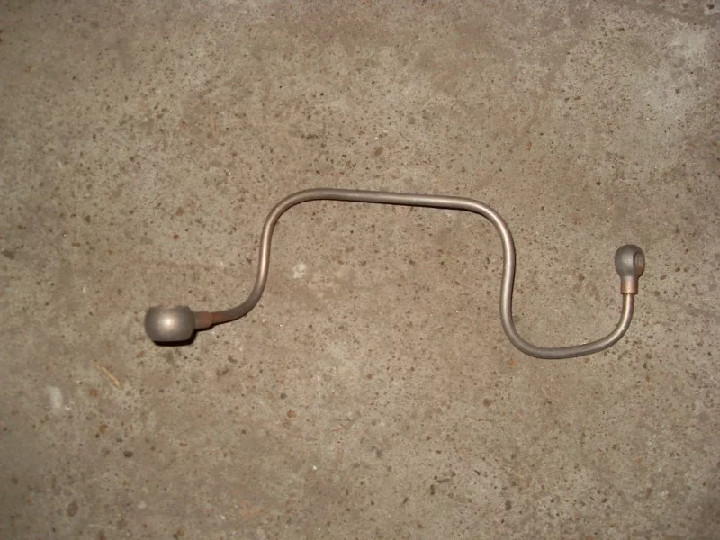 купить Трубка подвода масла к корректору по надуву с шлангом